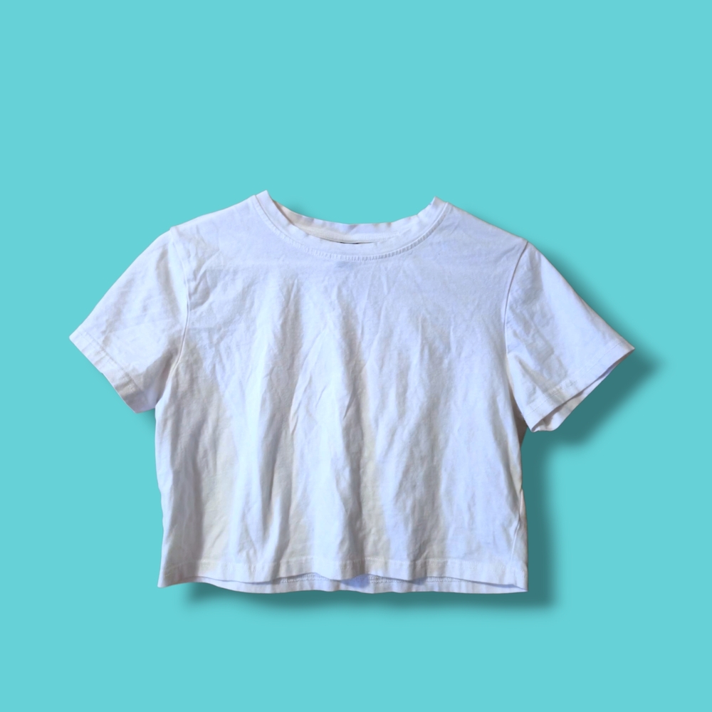 White Cropped T-Shirt